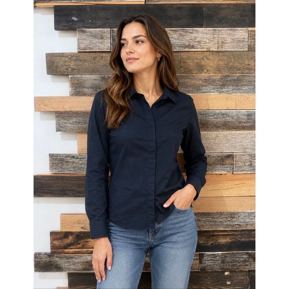 Banana Republic women button up black shirt blouse size M